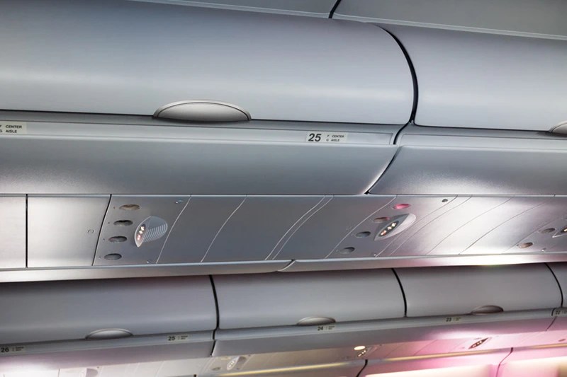 31 thermoformed aircraft overhead bin