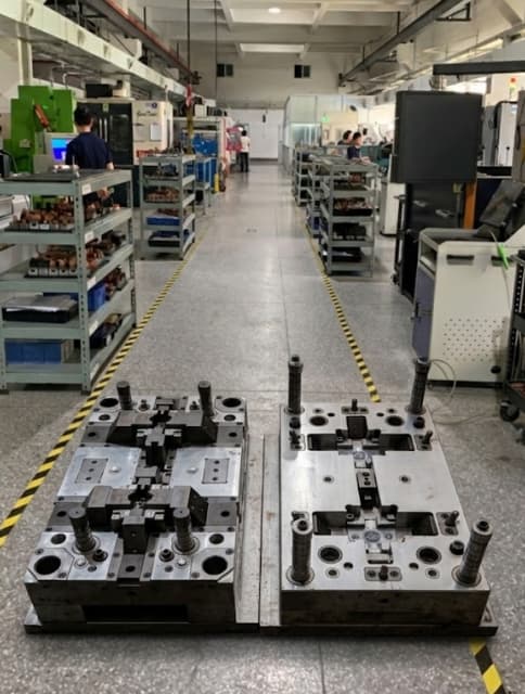injection mold manufacturer